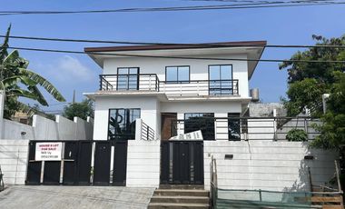 2 storey 3 bedroom House and lot for sale in Pleasant Village, Alabang Muntinlupa