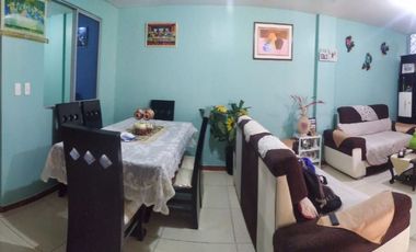 Casa ESQUINERA en venta, es  RENTERA tiene 3 departamentos, 3 locales coemrciales, Sector Martha Bucaram, Sur de Quito, Ecuador
