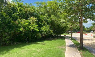 Terreno en venta en el Exclusivo Campo de golf Yuctán Country Club en Mérida. Vive la Experiencia del Golf y la Naturaleza