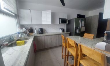 Samborondon, Vendo Hermoso Dto. con Terraza