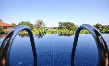 For Sale!! Luxury Modern 5 star condominium in Chiang Mai.  Exclusive for Pet Lover & Business Investor.