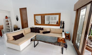 Leasehold - Luxurious Private Villa with Modern Amenities in Prime Location SeminyakDiscover an exceptional stand-alone private villa, perfectly posit