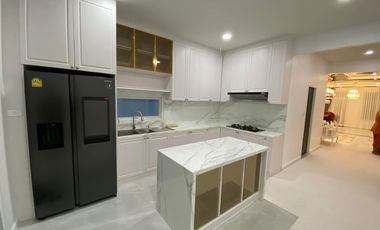 Large Family 4 Bedroom Pool Villa with Spacious Garden in Saraphi for Sale