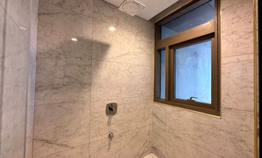 VIRIDIAN IN GREENHILLS (5BR BI LEVEL PENTHOUSE) IN SAN CITY FOR SALE