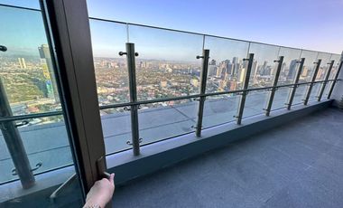 VIRIDIAN IN GREENHILLS (5BR BI LEVEL PENTHOUSE) IN SAN CITY FOR SALE