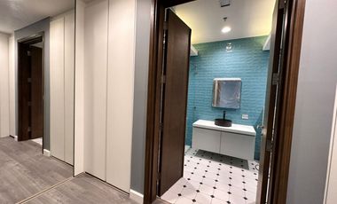 VIRIDIAN IN GREENHILLS (5BR BI LEVEL PENTHOUSE) IN SAN CITY FOR SALE