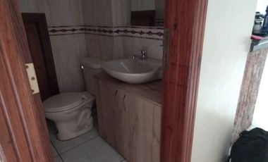 Samborondon, Se renta linda casa de 3 dormitorios con piscina