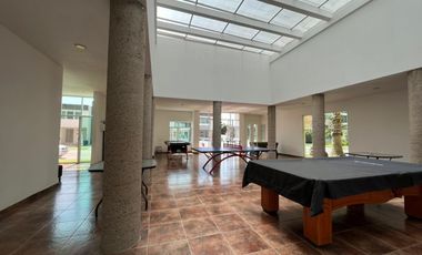 DEPARTAMENTO TOTALMENTE AMUEBLADO EN RENTA EN NATURA RESIDENCIAL, TORRE CON ALBERCA ,GYM Y CANCHA DE TENIS