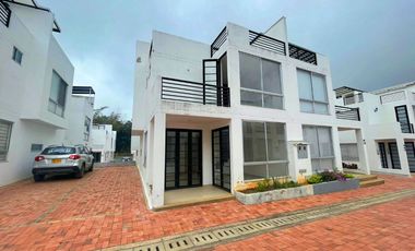 CASA EN VENTA EN LA MESA CUNDINAMARCA
