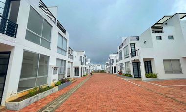 CASA EN VENTA EN LA MESA CUNDINAMARCA