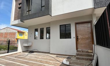 HERMOSAS CASAS CON AREA VERDE DE VENTA, Sector Plásticos Rival Ricaurte C1262