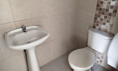 Local Comercial de Alquiler en Mix Center, 110 metros