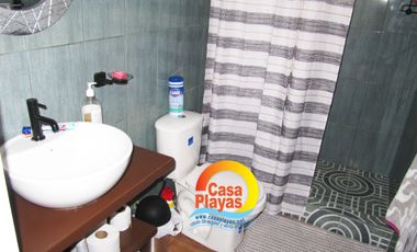 Venta Casa Playas nueva con vista al mar, via Data Posorja.