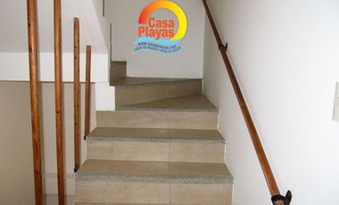 Venta Casa Playas nueva con vista al mar, via Data Posorja.