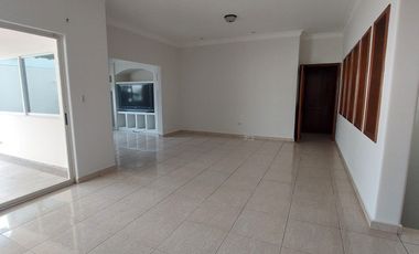 CASA EN RENTA RESIDENCIAL COLINAS DE SAN MIGUEL