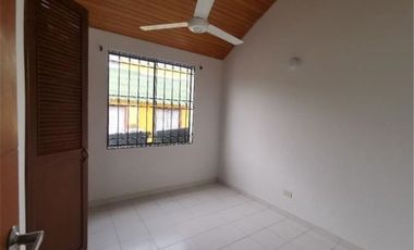 VENDO CASA GIRARDOT
