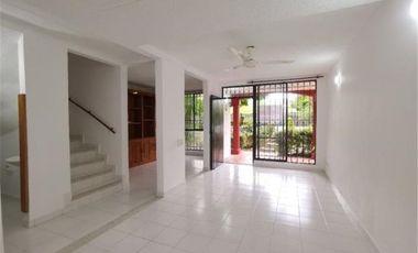 VENDO CASA GIRARDOT