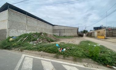 ALQUILER TERRENO  415  M2. ESQUINERO