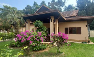 Villa in undisturbed location in well maintained Sunflower, Mae Phim, Rayong