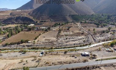 Venta de parcela con cabaña, orilla de rio, electricidad, a 10 minutos de Vicuña. $87 millones