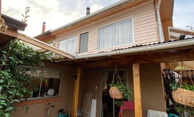 VENDE CASA 3D 1B 2E EN VILLA LOS NOGALES, TALCA