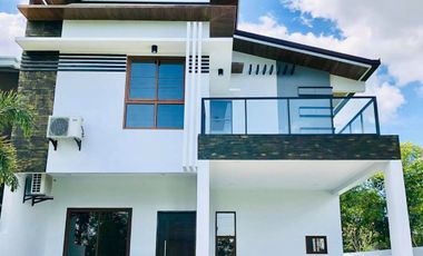 4 BEDROOMS HOUSE AND LOT FOR SALE IN ANGELES CITY PAMPANGA NEAR MARQUEE MALL AND CLARK