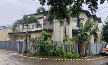 5BR HOUSE AND LOT WITH POOL FOR SALE IN ALABANG MUNTINLUPA