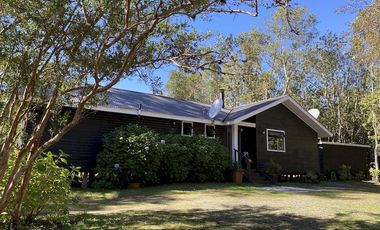 Se vende maravillosa Casa de ensueño con vista al volcán , sector Huincacara