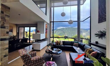Casa Campestre en Venta en La Calera