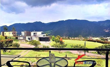 Casa Campestre en Venta en La Calera