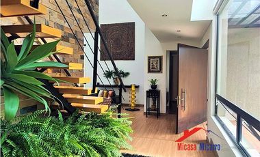 Casa Campestre en Venta en La Calera