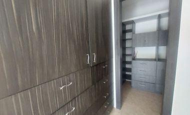 Samborondon, Venta de hermosa casa 4 dormitorios con jacuzzi y sauna