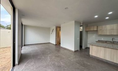 Casa en Venta nueva en Solares