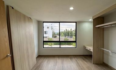 Casa en Venta nueva en Solares
