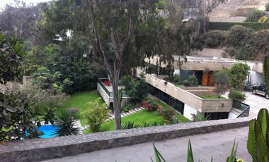 Ocasión! Magnifica residencia en las Casuarinas a precio terreno