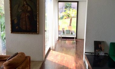 Ocasión! Magnifica residencia en las Casuarinas a precio terreno