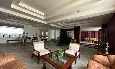 En venta amplio y lujoso departamento en Chipipe, Salinas primera linea de playa