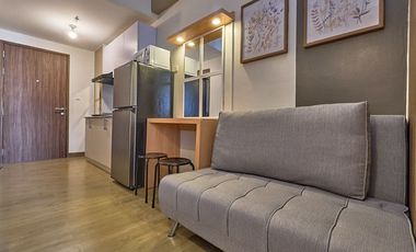 SPRING15XXT3: For Rent Fully Furnished 2 BR with Balcony in Spring Residences