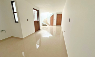 VENTA DE CASA EN CASTILLOTLA