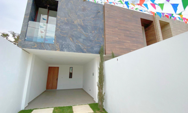 VENTA DE CASA EN CASTILLOTLA