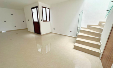 VENTA DE CASA EN CASTILLOTLA