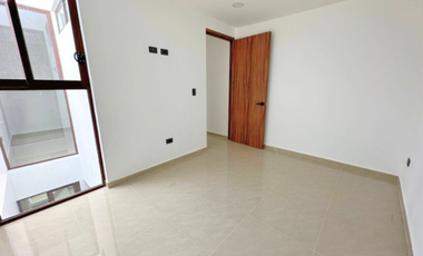 VENTA DE CASA EN CASTILLOTLA