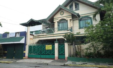 Pre-owned House and Lot with 5 Bedrooms and 3 Toiler/Bath For Sale in Greenwoods Executive Village Pasig, City PH2540