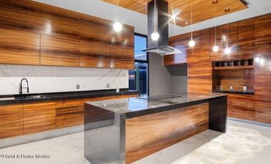 Loma Dorada, VENTA - Penthouse de 2 pisos, 4 recamaras, amenidades