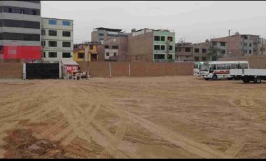Remate de amplio terreno cerca al Mall plaza, San Juan De Lurigancho
