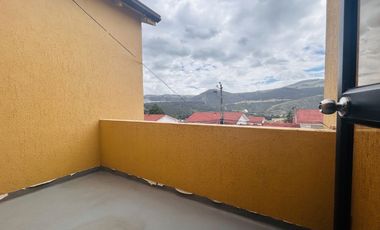 VENTA CASA TRES PISOS SECTOR COLEGIO EINSTEIN