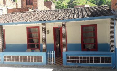 VENTA DE CASA PRIMER PISO CON AIRE EN BARBOSA ANTIOQUIA.