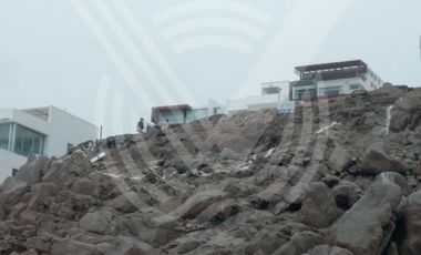 CON UNA VISTA MARAVILLOSA Y EN PRIMERA FILA. SE VENDE TERRENO EN EL KM 124.5