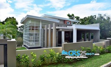 5 Bedrooms House for Sale in Maria Luisa Cebu City