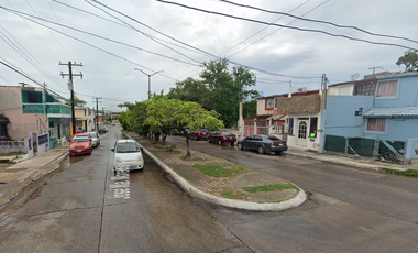 CASA EN INSURGENTES, TAMPICO CASA EN REMATE! -FQ